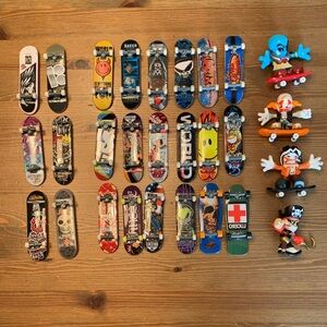 Tech Deck skateboards bundle
